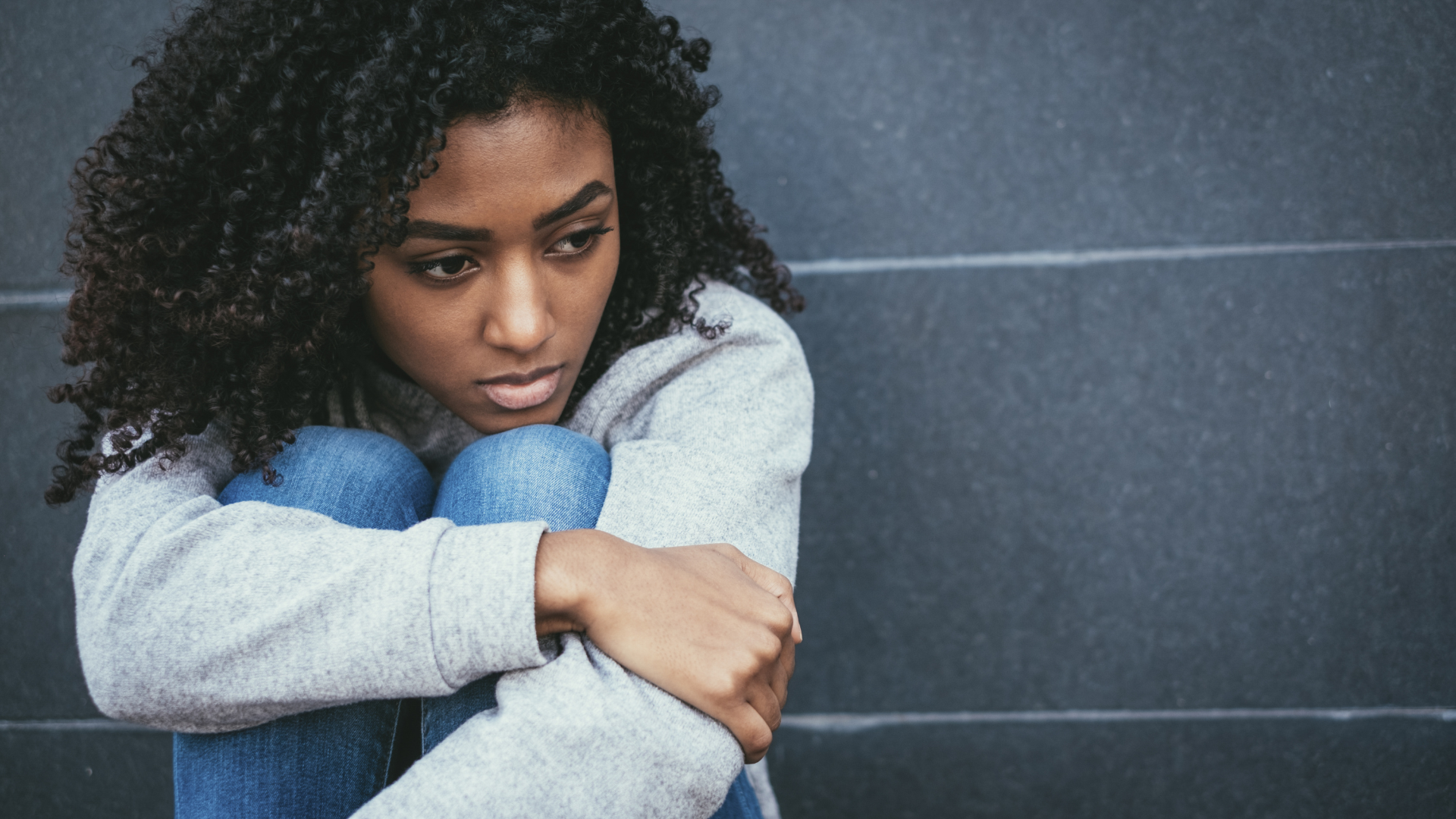 6 sinais que podem indicar negligência emocional vivida na infância