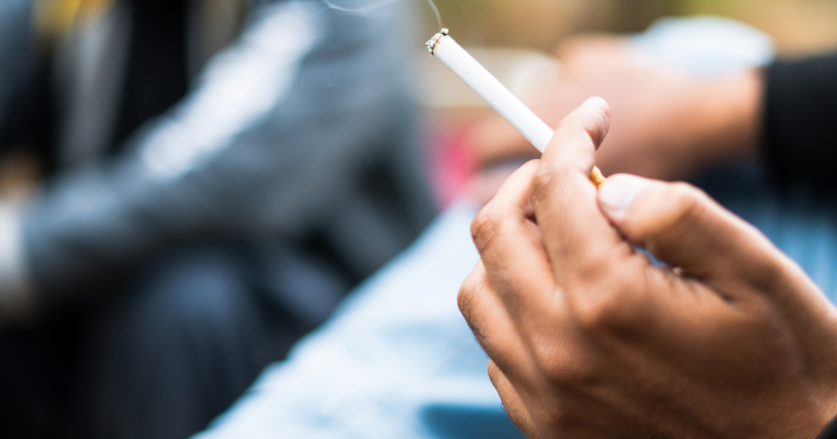 Los fumadores de mediana edad tienen más problemas de memoria