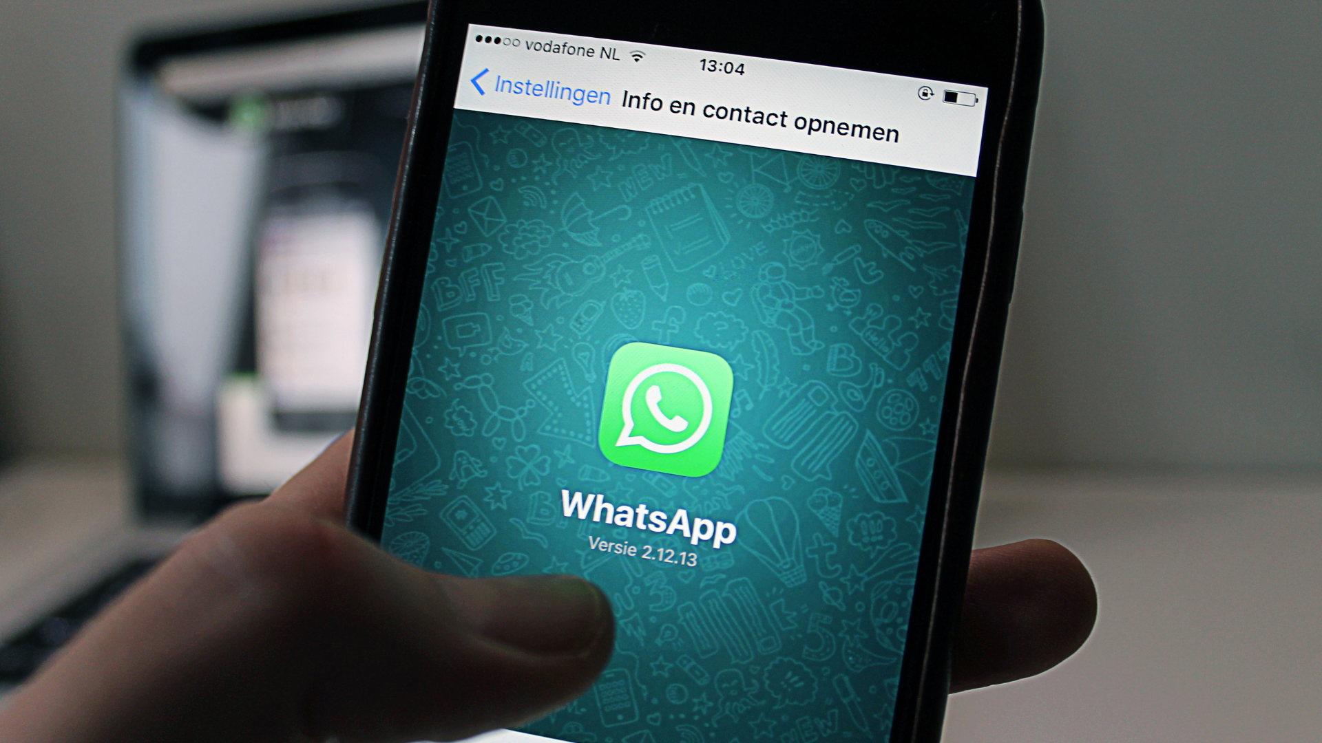 Como ter 2 contas de Whatsapp no celular?