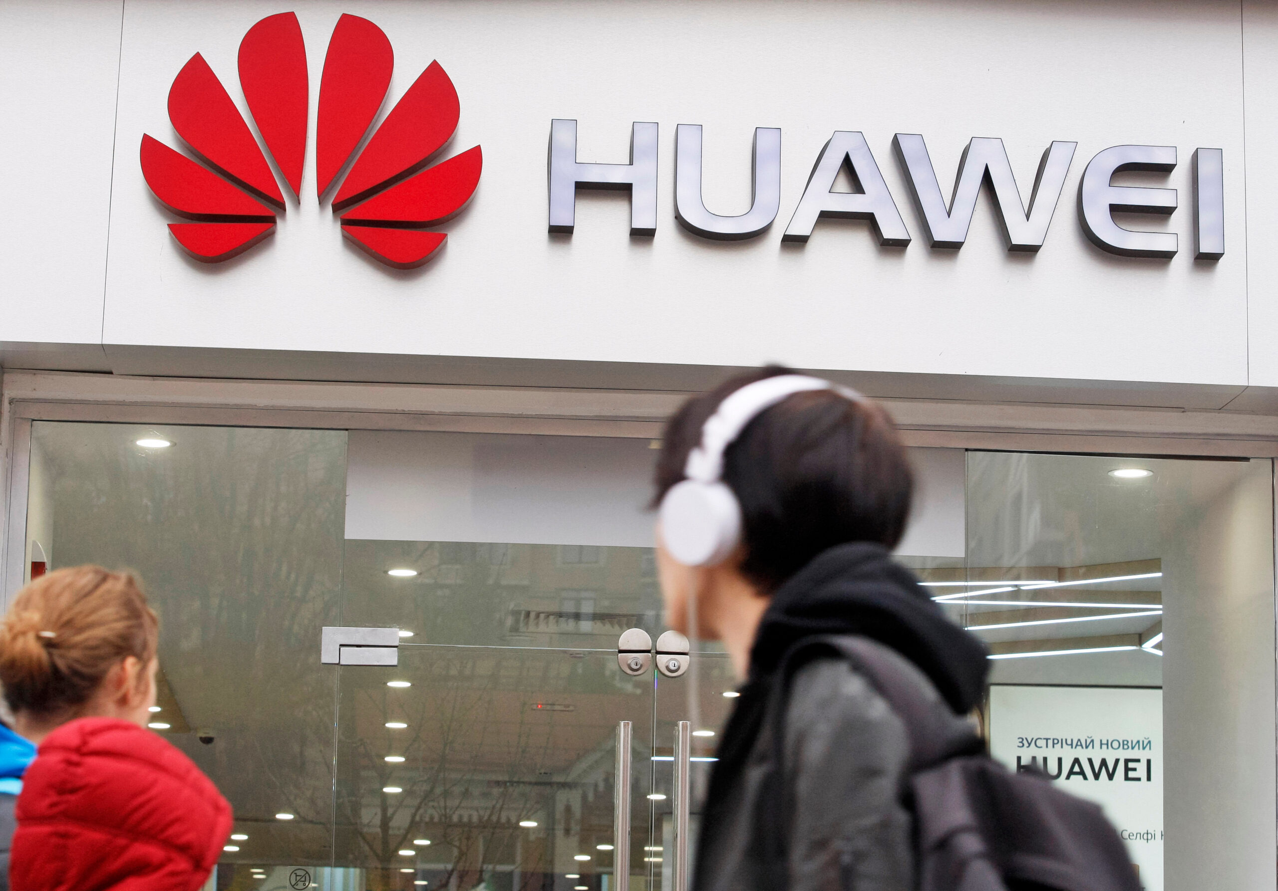 Huawei inova e propõe desbloqueio dos seus celulares por meio de voz