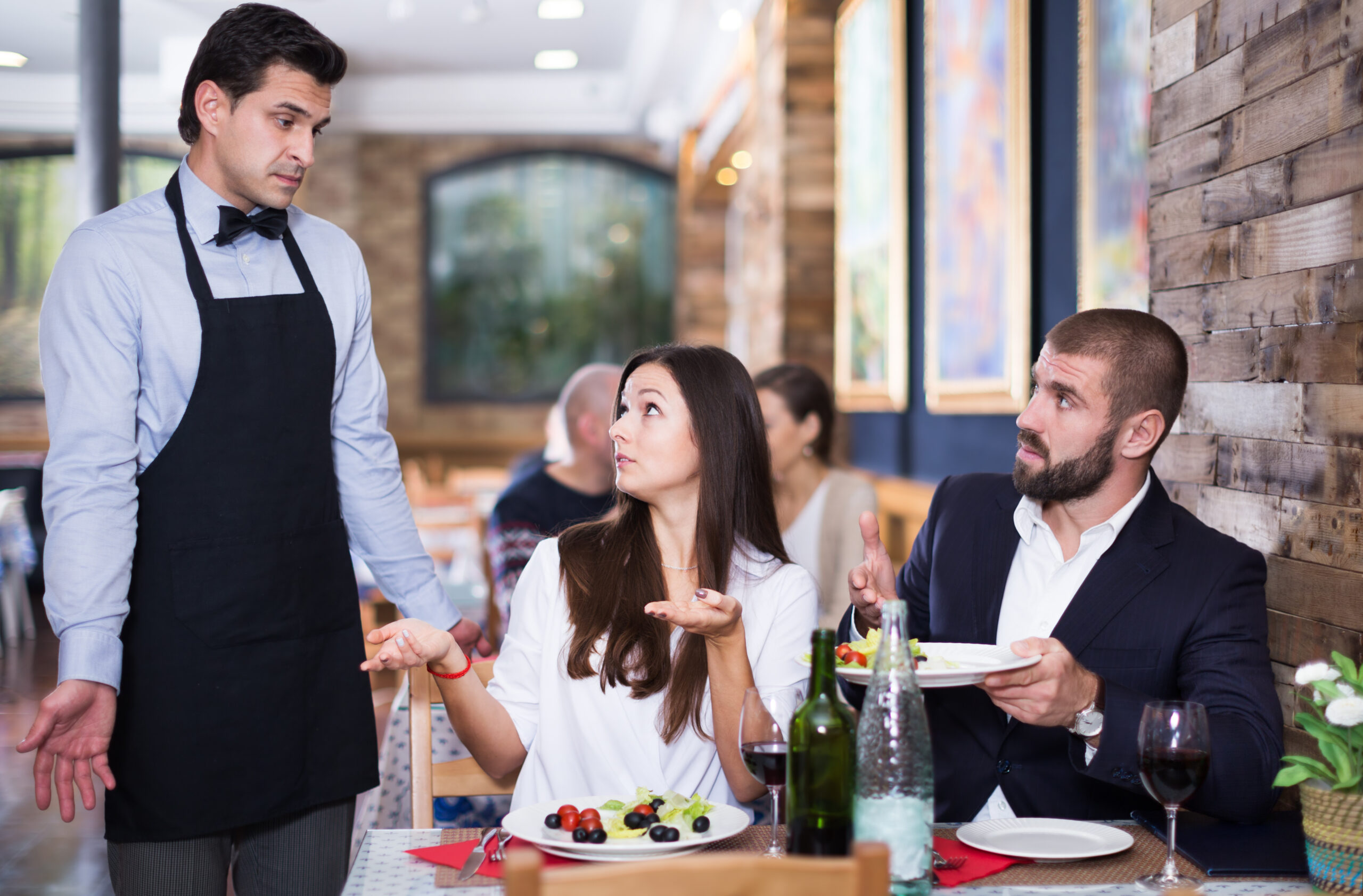 Você faz isso? estas são as frases mais irritantes dos clientes em restaurante