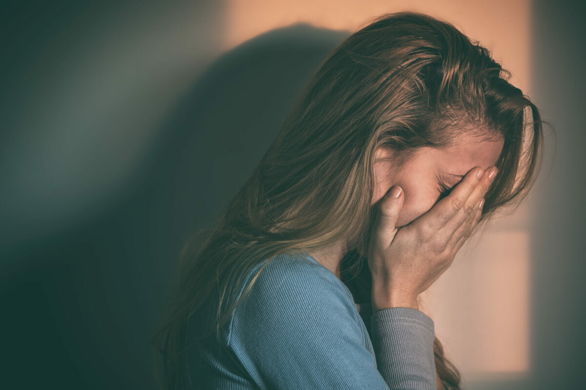 Mulheres podem ser duas vezes mais depressivas comparado aos homens.