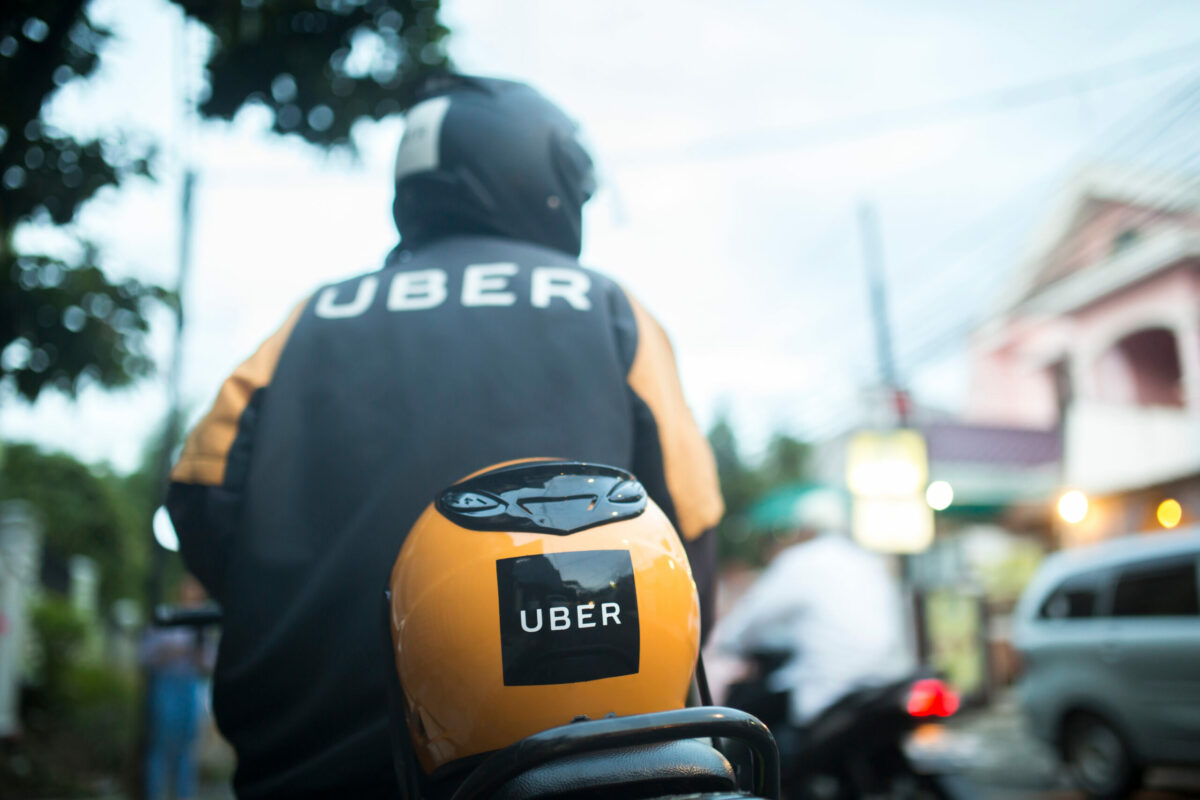 Uber Moto foi suspenso indefinidamente em São Paulo; entenda por quê