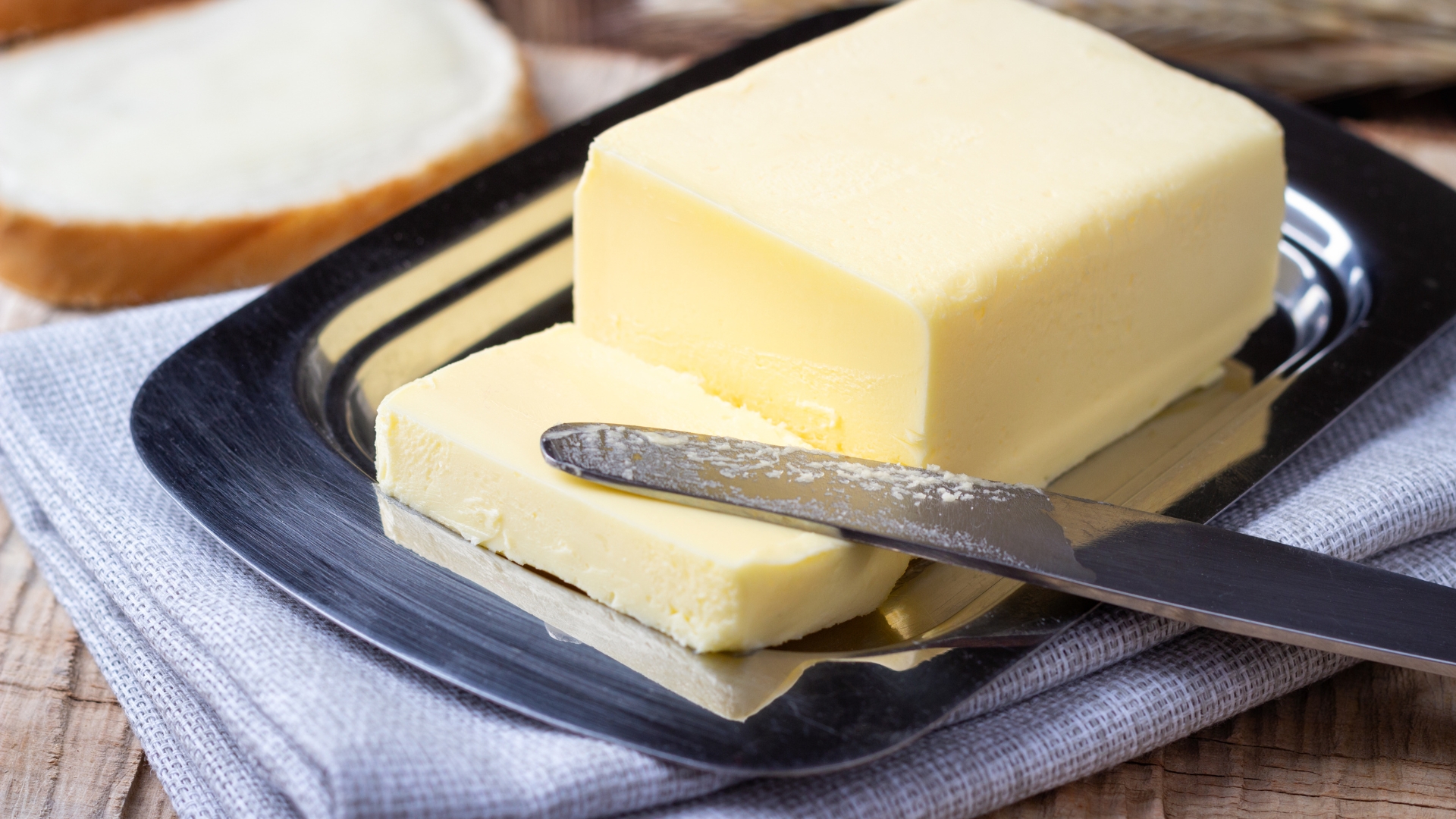 Margarina e manteiga.