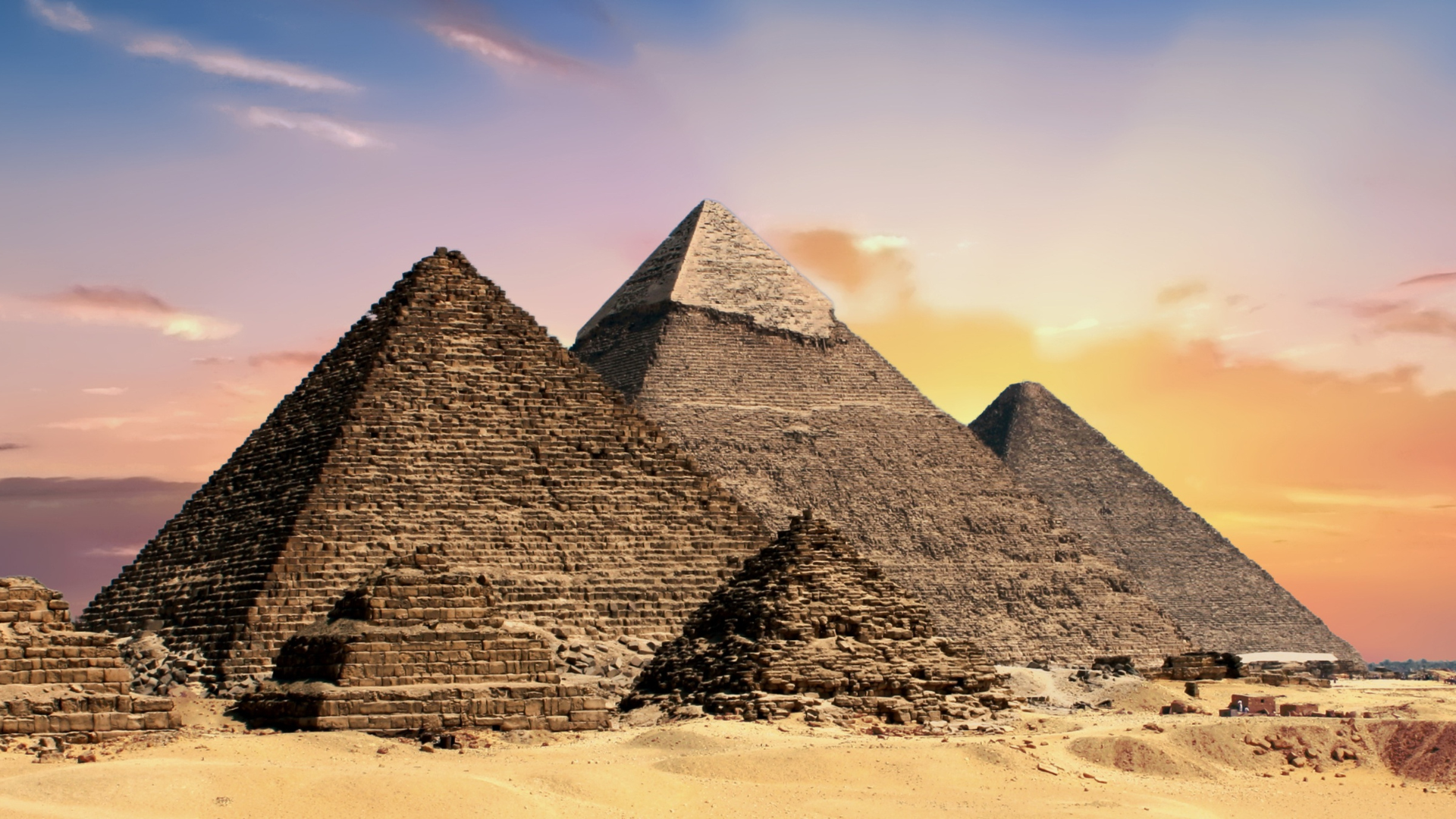 Pirâmides atuais são diferentes das originais