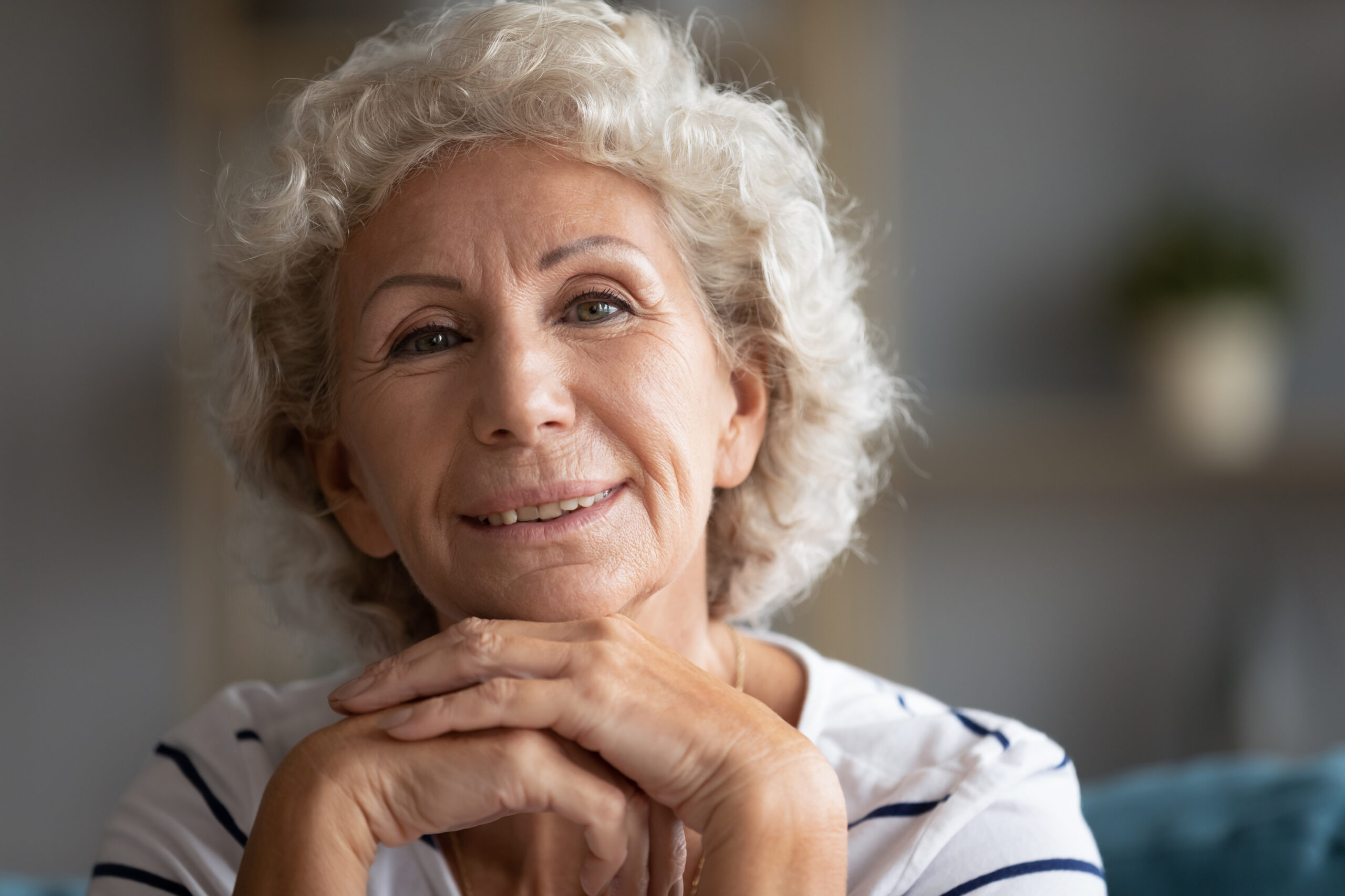 ‘Boomers não têm ideia de preço’: avó doa US$1.500 para a compra de casa
