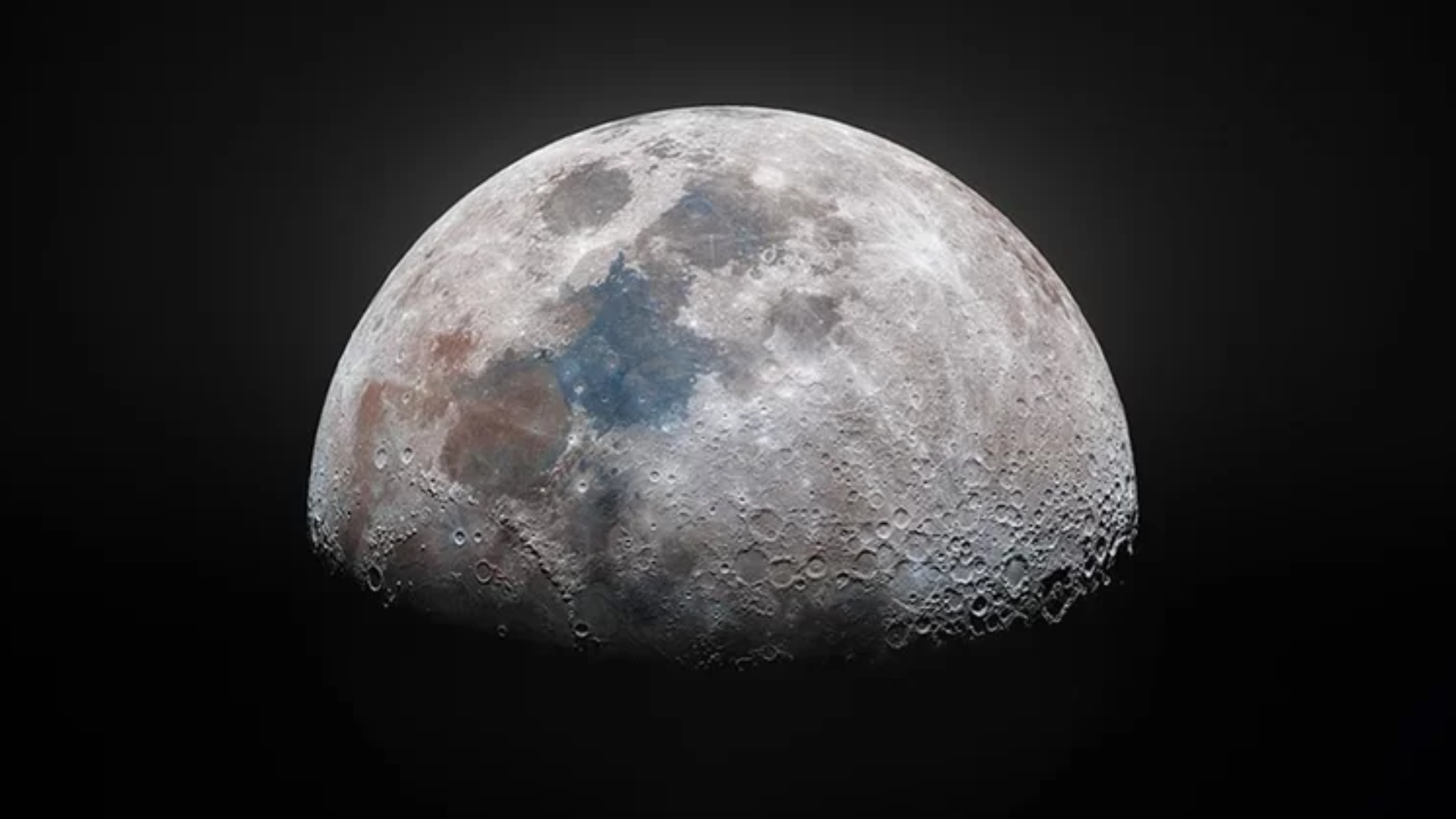 Registro impressionante da Lua