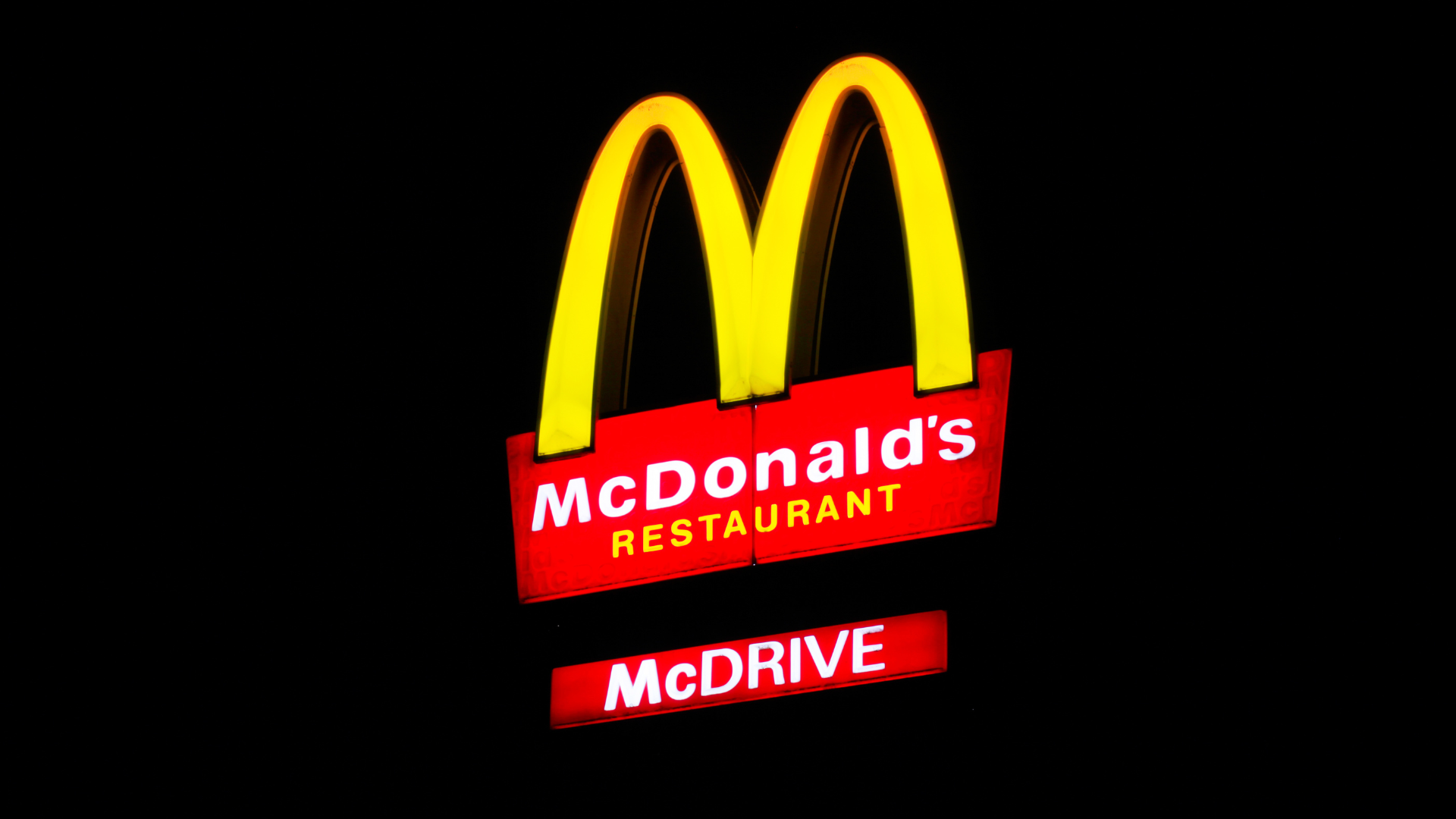 Demissões no McDonald’s.