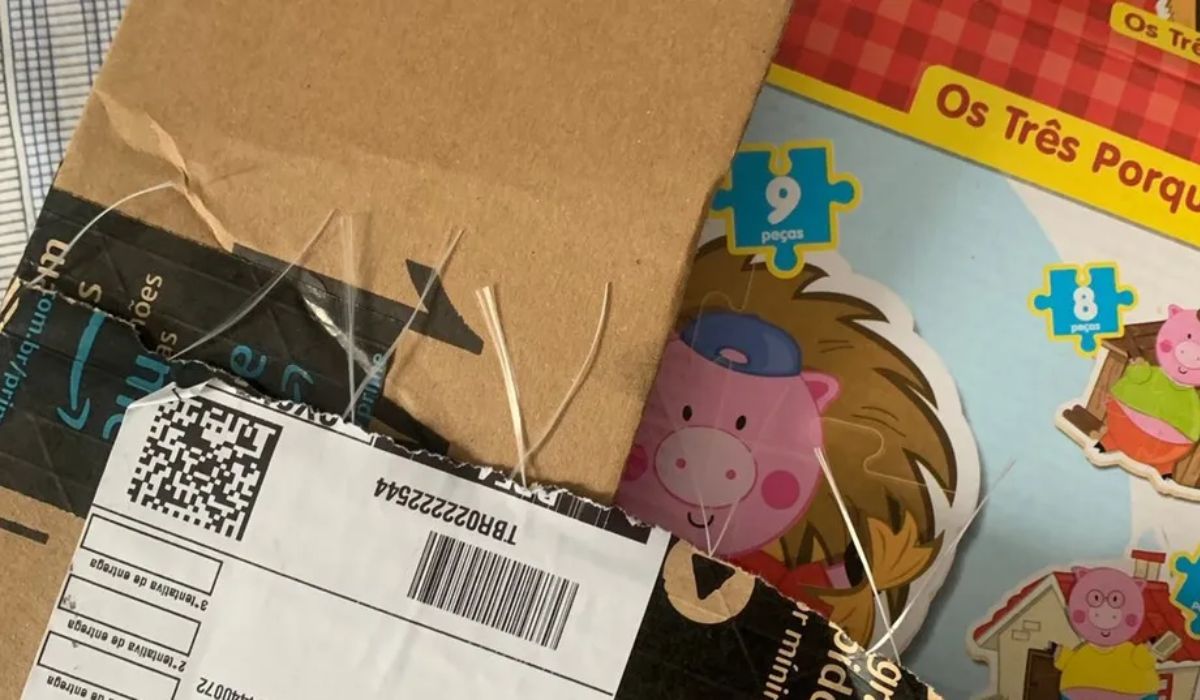 Ao comprar iPhone na Amazon, cliente recebe quebra-cabeças dos Três Porquinhos