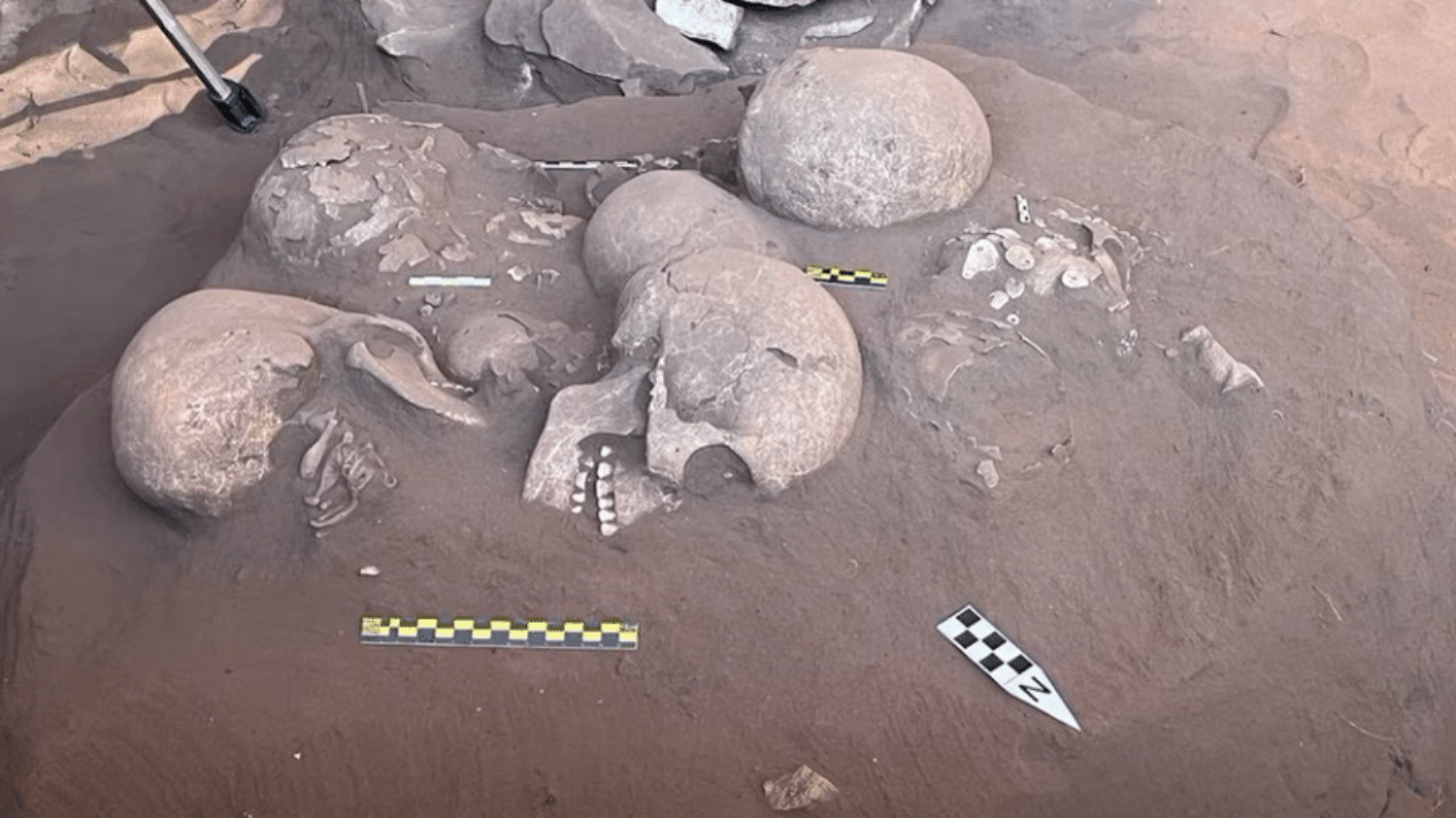 “Eu nasci há 12 mil anos”: fóssil humano inteiro é encontrado em Goiás