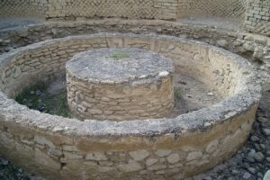 Ruínas de um antigo palácio de Jericó. (Foto: Wikipedia/Domínio público)