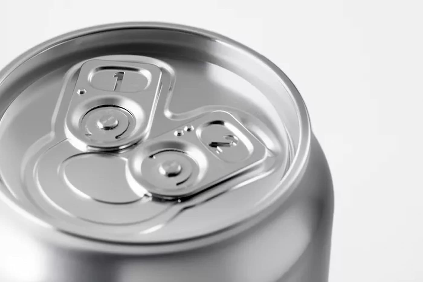 Inovação na lata: a promessa de uma relação perfeita entre cerveja e espuma