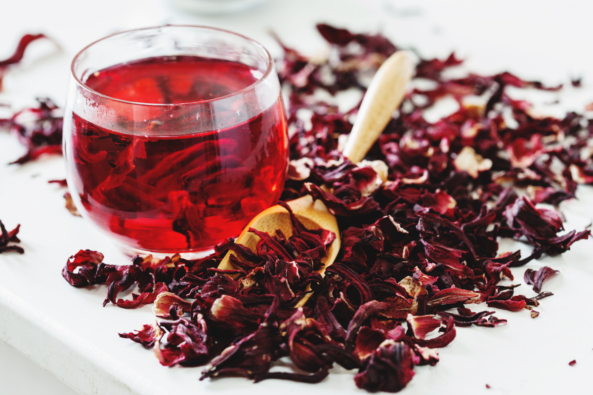 Infusões de saúde: 3 chás PODEROSOS que podem ACABAR com o colesterol ruim