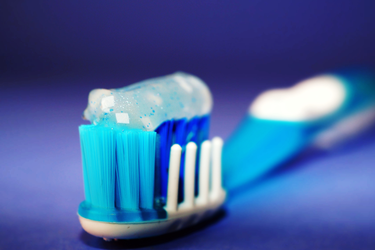 Descubra os chocantes efeitos de ignorar sua escova de dentes