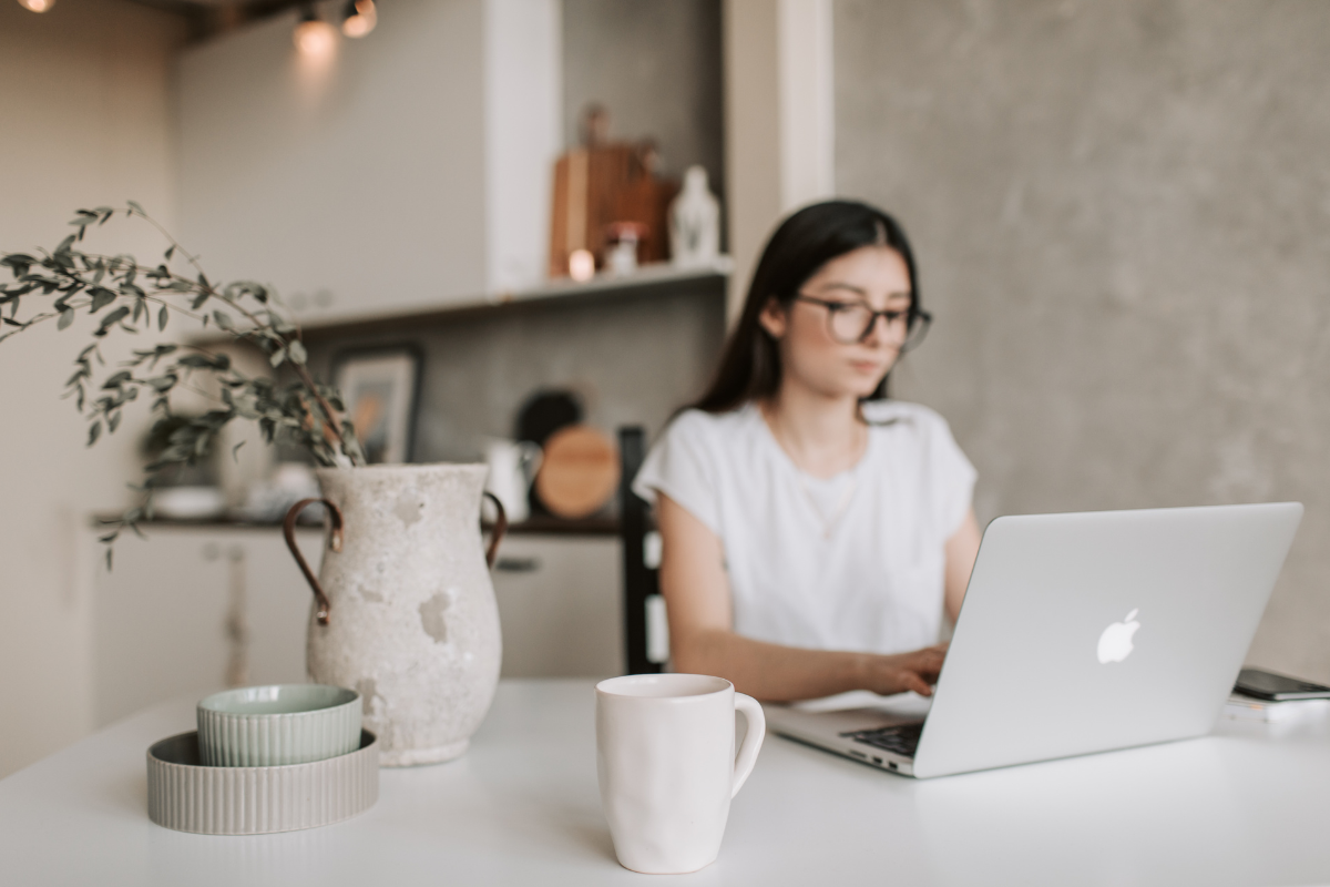 5 profissões ideais para quem gosta de trabalhar sozinho (sem reuniões e conversinhas)