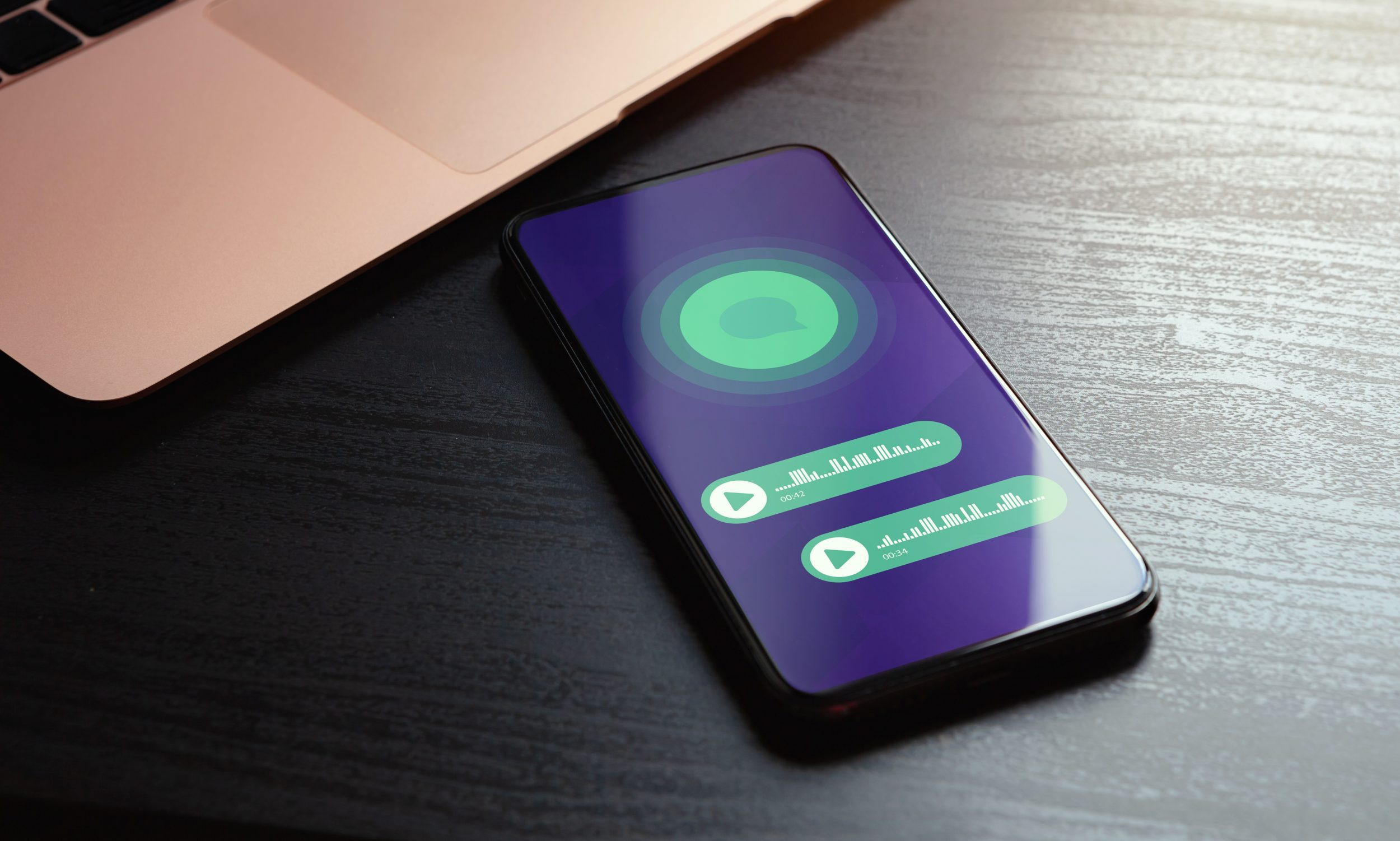 Fim dos áudios de 3 minutos no WhatsApp! Será possível transformá-los em ‘textão’