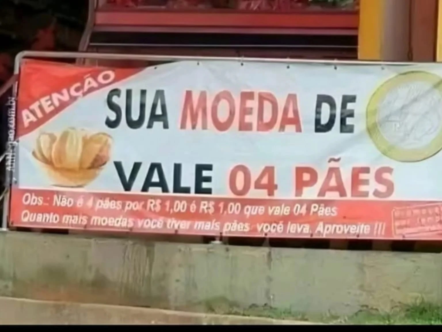 Você entendeu? Padaria surpreende com oferta que dá um nó na cabeça dos clientes
