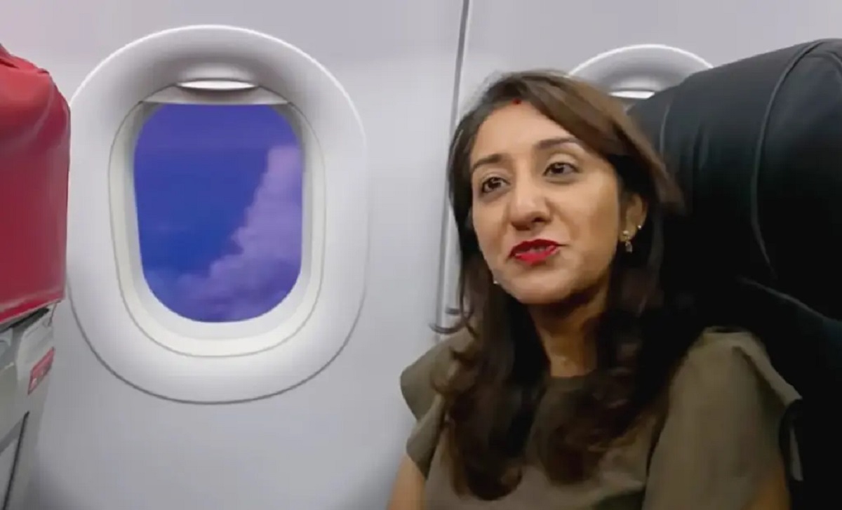 Família em 1º lugar! Mulher vai de avião todos os dias para o trabalho para não ter que pagar aluguel
