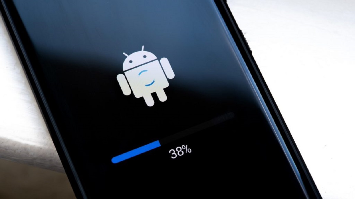 Donos de iPhone com inveja? Android terá atualizações de até 7 anos para ESSES celulares