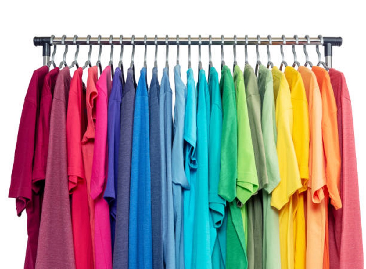 Nada é por acaso! Essa é a mensagem que você quer passar ao escolher a cor da sua roupa