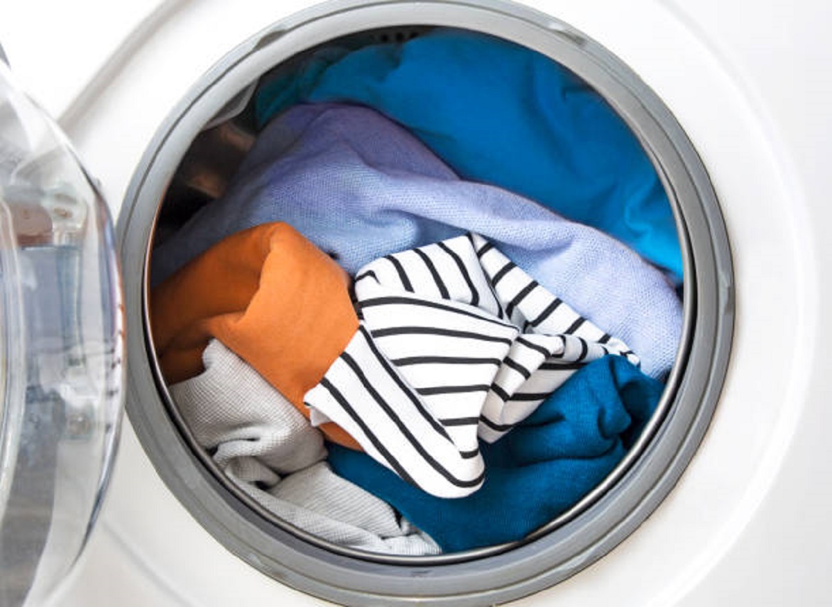 Proibidos! 9 itens que nunca devem ir na máquina de lavar ou será tarde demais
