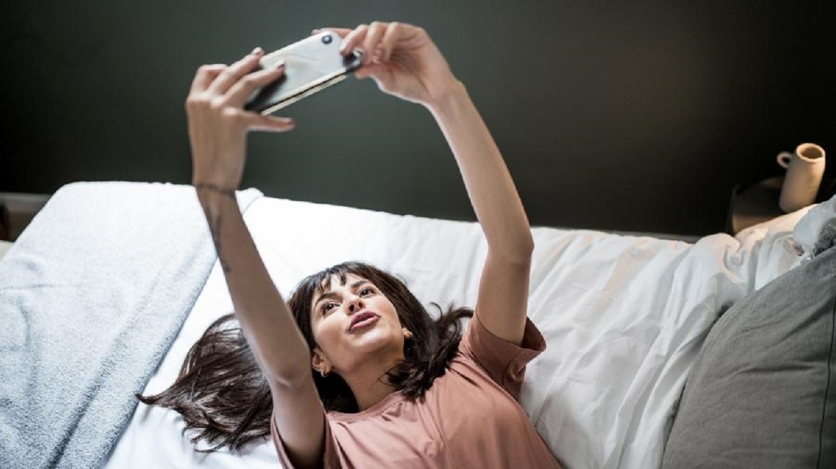 Carência? Aprovação? Veja por que tem gente que não vive sem postar status no WhatsApp